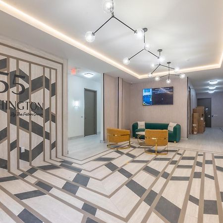 2 Bedroom 2 Bath Suite, Near American Dream And The Airport, Free Parking, King Bed And 2 Queen Beds, Washer And Dryer Orange المظهر الخارجي الصورة