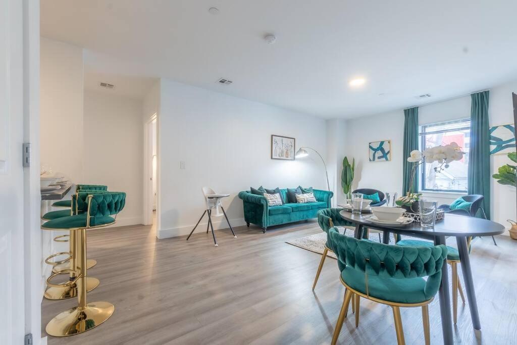 2 Bedroom 2 Bath Suite, Near American Dream And The Airport, Free Parking, King Bed And 2 Queen Beds, Washer And Dryer Orange المظهر الخارجي الصورة